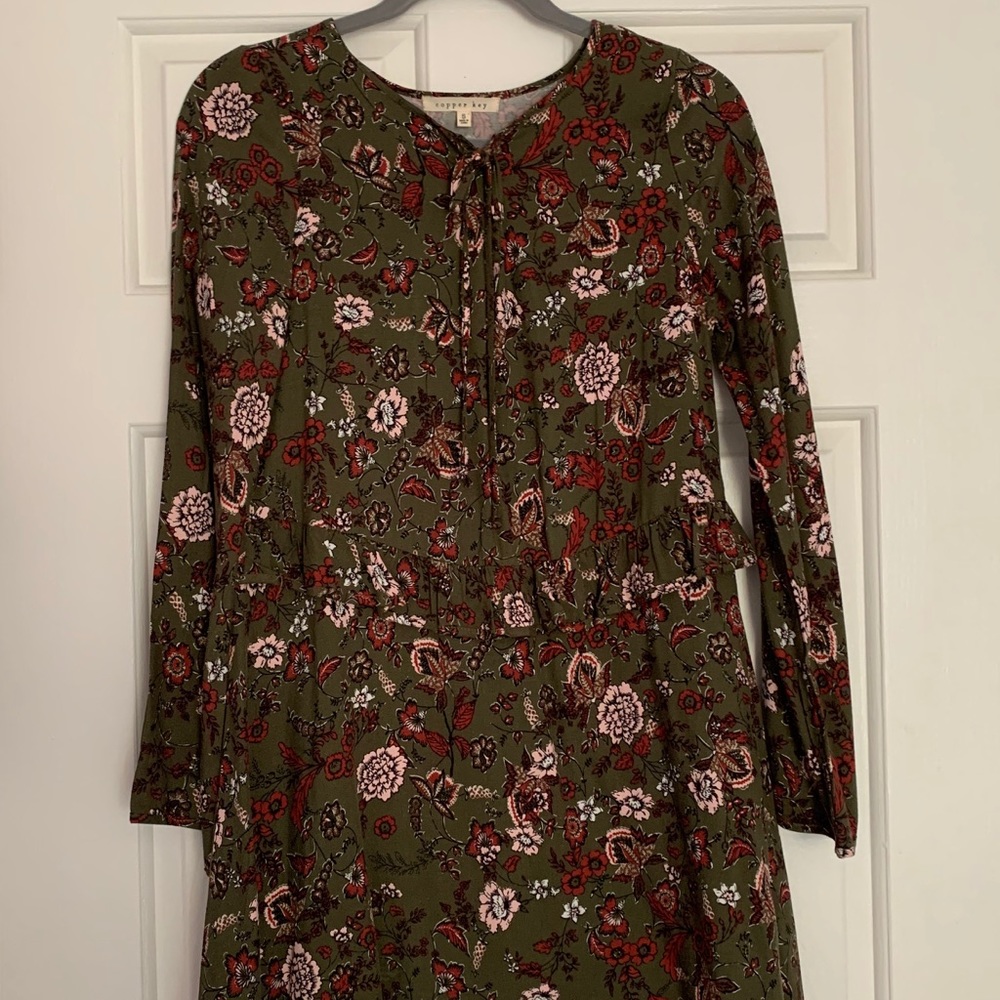 Selling a dress, super comfortable and very cute